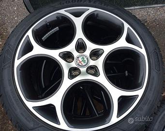 Cerchi in lega originali 19 Alfa TONALE con gomme
