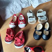 Scarpine estive neonato con occhiali da sole 