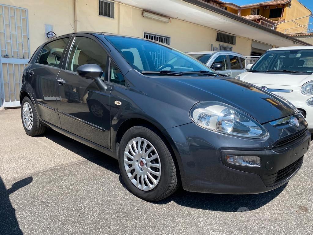 Subito - Lello Abbate AR Auto sas - Fiat Punto Evo 1.3 Mjt 75 CV 5 porte S&S  Dynamic - Auto In vendita a Napoli