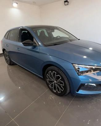 Skoda Scala 1.0 G-Tec Ambition FULL OPTIONAL TETTO