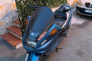 Yamaha majesty 250