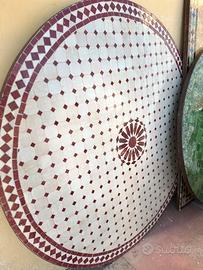 Tavolo in mosaico
