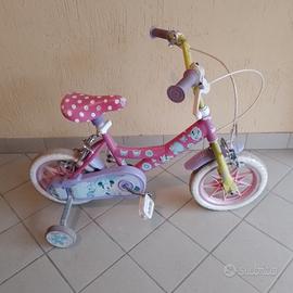 bicicletta per bambina piccola tema Minnie Mouse`