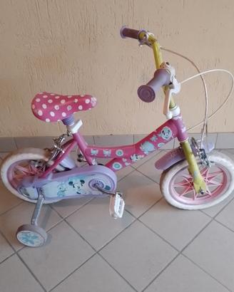 bicicletta per bambina piccola tema Minnie Mouse`