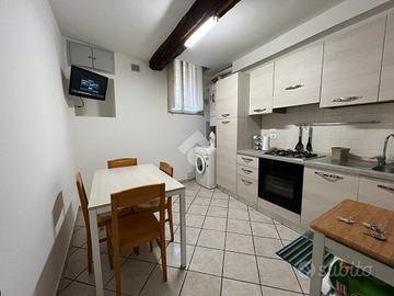 3 LOCALI A PERUGIA