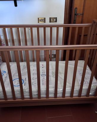 Lettino da bambino con materasso incluso