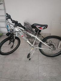 Bicicletta bambino età 5-6 anni