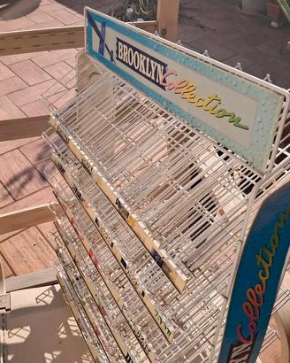 Espositore gomme da masticare stile vintage 