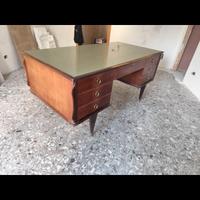 scrivania anni 60