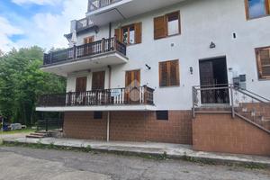 2 LOCALI A CERES