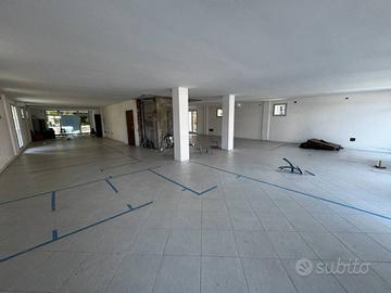 Immobile di 60 m² con 1 locale a Mirandola