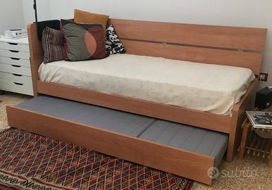 Divano letto con secondo letto estraibile