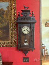 Orologio regolare da parete fine 800