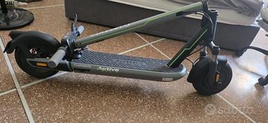 Monopattino elettrico Argento Active Sport