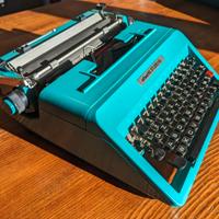 Macchina da scrivere Olivetti Studio 45