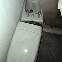 Sanitari wc e bidet con rubinetteria 