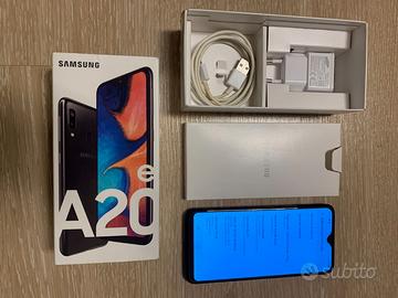 SAMSUNG A20E SM-A202F/DS NERO 32GB DUAL SIM