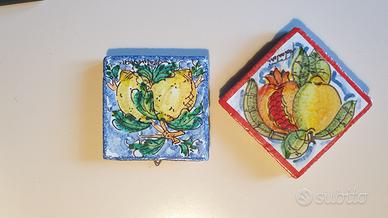  coppia di mattonelle in ceramica  artigianali