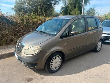 Lancia Musa 1.3 Multijet