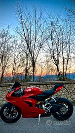 Ducati Panigale V2