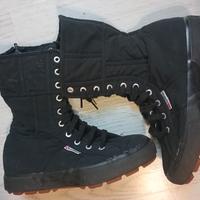 stivaletti Superga numero 37.5 neri