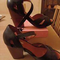 sandali Geox numero 36 NUOVI