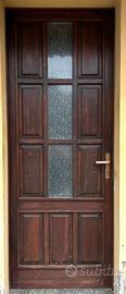 Porta in legno da esterno