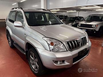 Toyota Land Cruiser kdj125 3.0 d-4d 3p