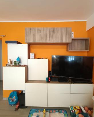 Composizione mobile salone