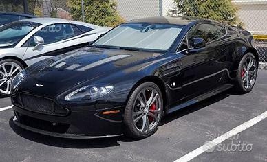 Parabrezza Aston Martin Coupe V8 Vantage