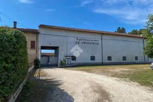 COMPLESSO A VEROLANUOVA