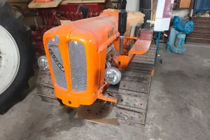Trattore cingolato Fiat 411C