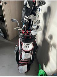 Borsa e mazze da golf