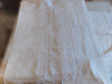 Lenzuolo Matrimoniale Lino Puro ricamato a mano