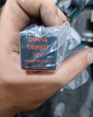 Relè Climatizzatore 12V DIAVIA 068927 New sped