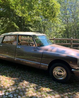 Citroen DS21M Super5