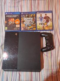 PlayStation 4 + Joystick + 3 Giochi