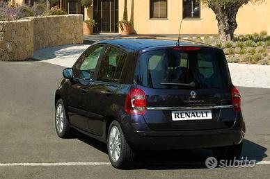 FANALE POSTERIORE SINISTRO RENAULT MODUS 2014