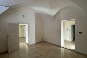 Viale Vittorio Veneto - Appartamento 80 mq - vuoto