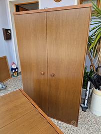 Armadio in legno componibile