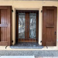 Persiane in legno per finestre