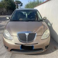 Lancia Ypsilon 1.3 multiJet DIESEL ORO