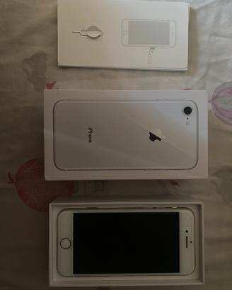 iphone 8 con scatola e cuffie
