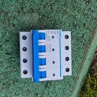 CHINT 51408 NB1-63/C20-4P-6 180399 INTERR. MAGNETO