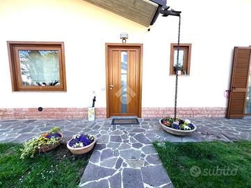 VILLA SINGOLA A SAN PAOLO D'ARGON