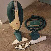 Folletto vk 135 con accessori e batti tappeto
