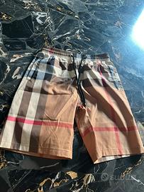 Pantaloncinii. Bubrerry m