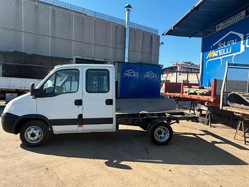 Daily Doppia Cabina 6+1 a TELAIO 35.150