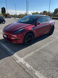 Tesla Model Y RWD + Gancio Traino + invernali