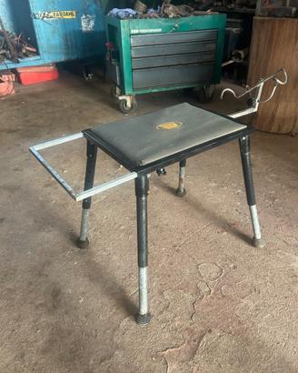 Sedile da pesca LINEAEFFE con supporto porta canna